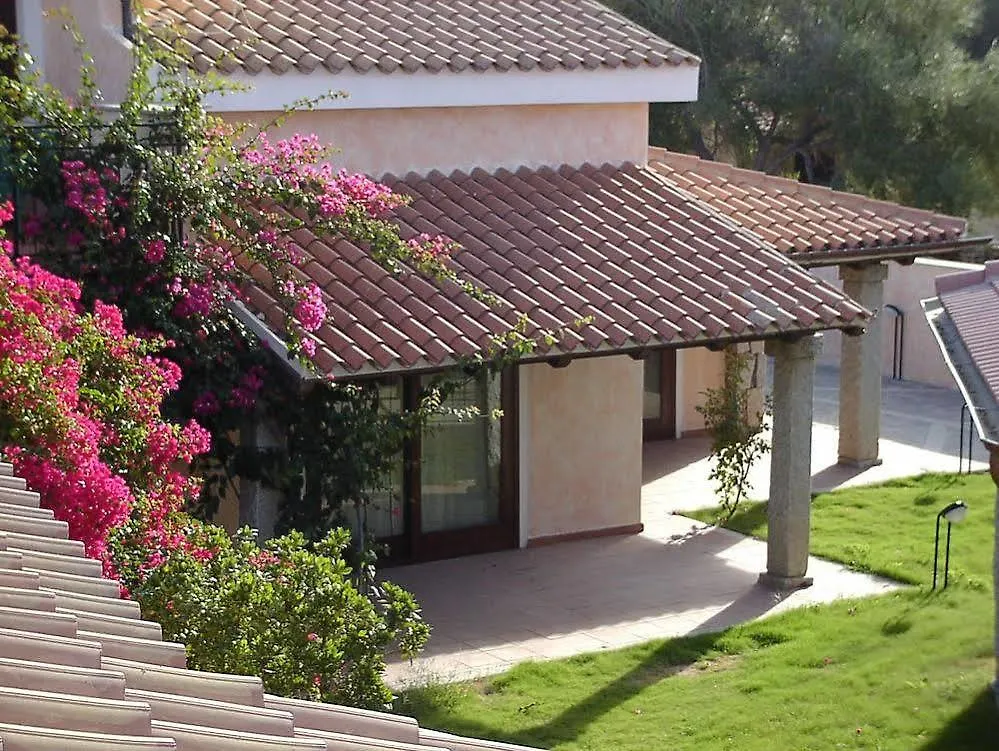 Amareclub Le Rose Hotel San Teodoro   San Teodoro (Sardinia)
